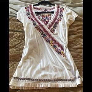 ⭐️Johnny Was embroidered wrap top size s